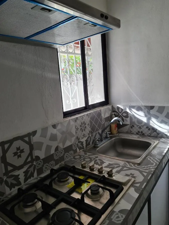 H7 Apartamentos 0*, Merida